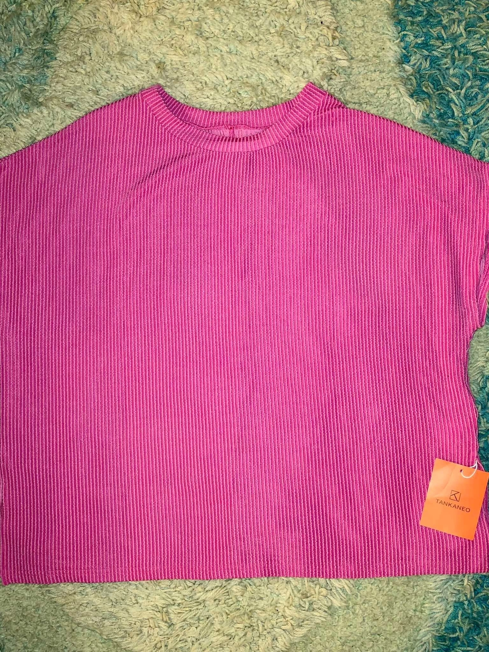 Women’s Pink Ribbed Short Sleeve Tee by Tankaneo